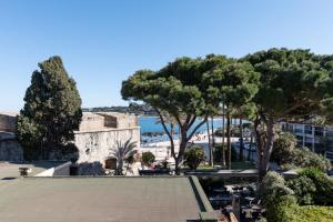 "Philomer Remparts" Art Deco Apartments by Sea and Parc