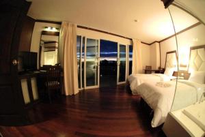 River City Hotel