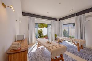Sea Diamond Boutique Hotel & Spa by Sea Resorts