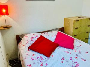 charmant appartement mezzanine avec terrasse et parking 2 min de la plage