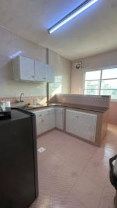 Modern apartment al hail south