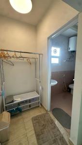 Modern apartment al hail south