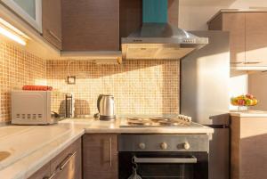 City Light Retreat Spacious & Modern