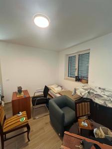 E105 Home