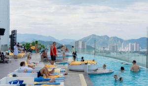 The Empyrean Hotel Luxury SeaView Residence