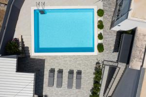 Apartments Lidija - sea view apartment with exclusive right of using hot tub or split level apartment with exclusive right of using pool