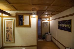 Jeonju Omokheon Hanok Stay