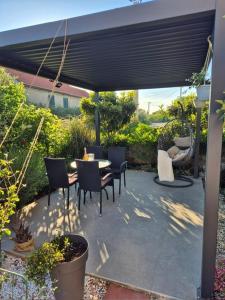 Rural Apartment Ante