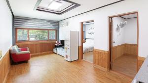 Kkotjipureunsol Pension