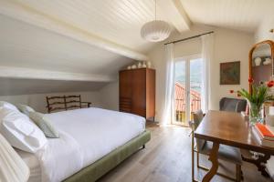 La dolce riva - lake Cottage