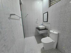Beevaa Inn
