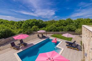 Holiday house MARLY with private pool