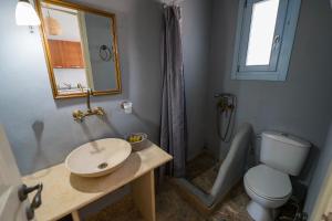 Sea view rooms in kardiani