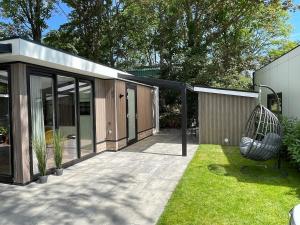 Chalet Ijssel Cube mit Sauna & Kamin