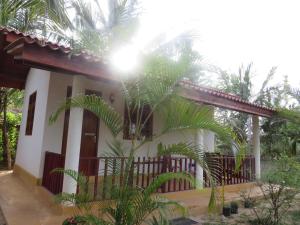 Beach Lagoon Guesthouse