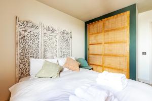 Design-Led Flat near Notting Hill