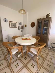 M372 - Marcelli, trilocale con giardino vista mare