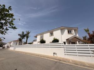 Villa Andy-350 m from the beach
