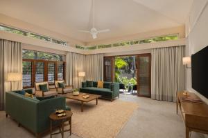 Oasis County Villas