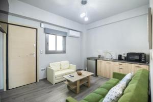 Sea Breeze Stay 2