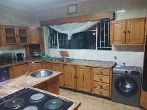 90 Degrees Guest House Emalahleni