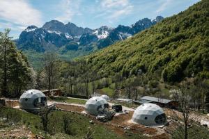 Ursa Camp Boutique Glamping