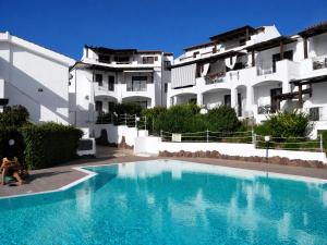 Rosmarino, apartamento con piscina a 100m del mar