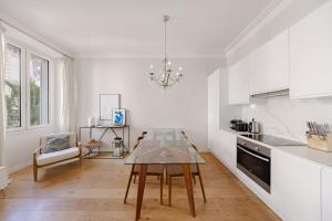 Cannes - Charming 3 bedrooms bourgeois apartment - LEC2