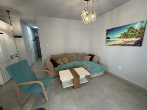 Mia Perea apartment