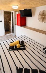 Lazy Lounge Apartments & Rooms