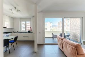 Mola Apartments Lugano by Quokka 360 - Terrace and Parking