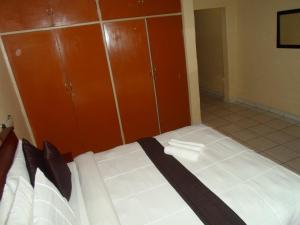 Hardrock Guest House