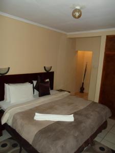 Hardrock Guest House