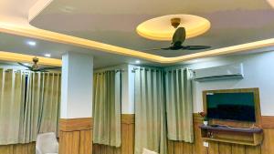 Sumitra Enclave