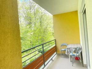 UCL Final Terrace Apartment