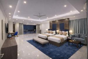Hotel The Lavish Lodge