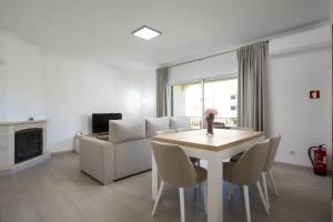 Melias apartment - 2 br apartment whit pool by HD