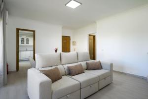 Melias apartment - 2 br apartment whit pool by HD