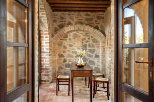 House With Lakeview Between Tuscany And Umbria
