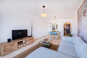 Flowers Apartment by Dreamplaces