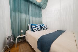 Large Apartment by Avenida da Liberdade 7BR