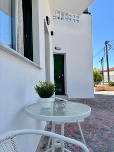 Domea - 100m from the beach