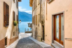 2 Min zum Lago Maggiore, Modernes & Zentrales Apartment