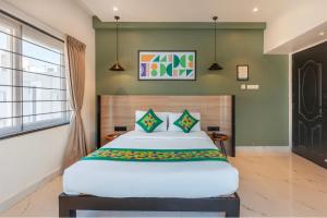 Treebo Premium Vapr Ashok Nagar