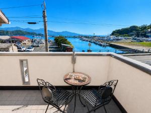 Itoshima inn 海 山 川が目の前でベッド8台 4LDK 一棟貸し