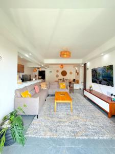 2Bedroom unit in Riverside drive