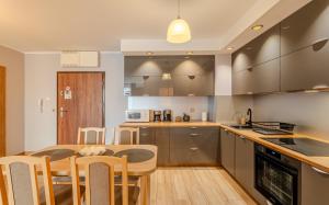 Bedroom Apartments Grunwaldzka 49B 24 z parkingiem przy lesie