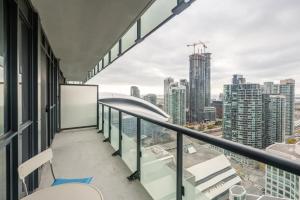 Modern Downtown Apartment