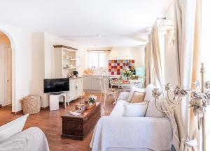Leone Old Town Apartment
