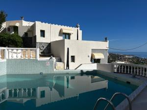 KORIFI JR Villa Adults Only